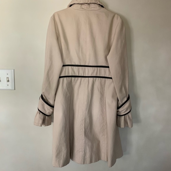 Beige Suzy Shier Trenchcoat - Picture 2 of 4